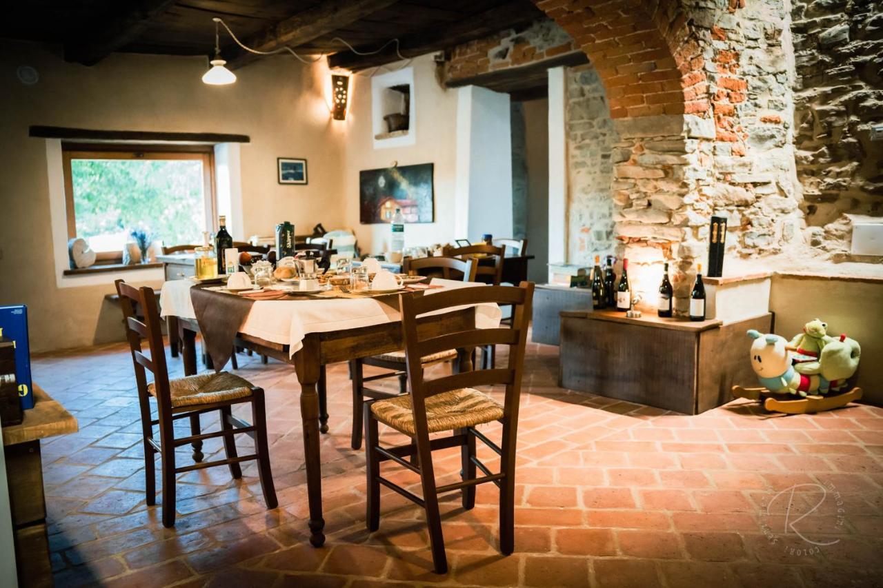 Cascina Boschetto Bed & Breakfast Saliceto Bagian luar foto