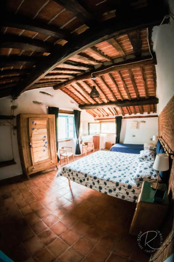Cascina Boschetto Bed & Breakfast Saliceto Bagian luar foto